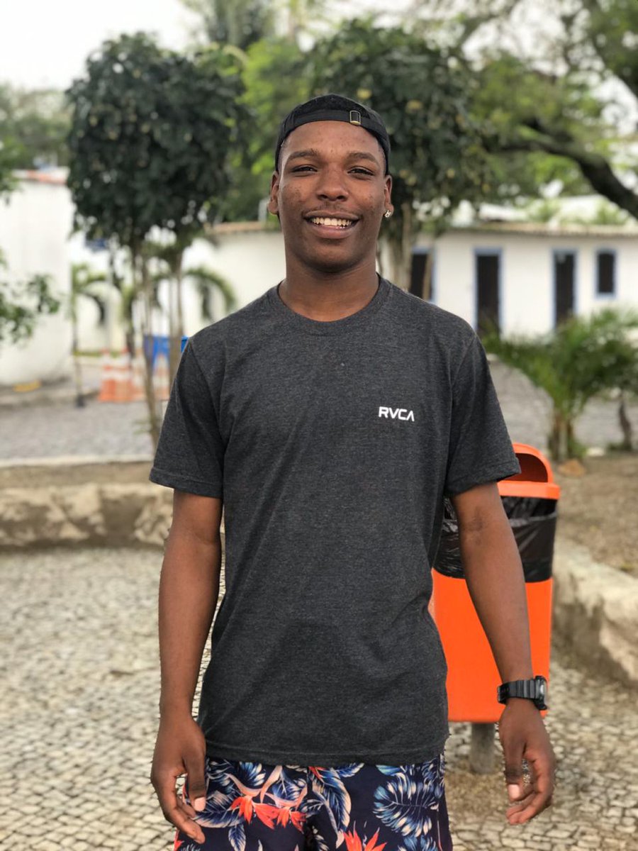 GB7XW's tweet photo. Como todos sabem, o Felipe Pereira Fernandes (Pelife) sofreu um acidente de moto no sábado (19/09), o mesmo se encontra no Hospital Estadual Adão Pereira Nunes em estado gravíssimo, pedimos a ajuda de todos pra que conhece alguém da saúde ou que possa nos ajudar nessa situação. https://t.co/QfdE94ZRwk