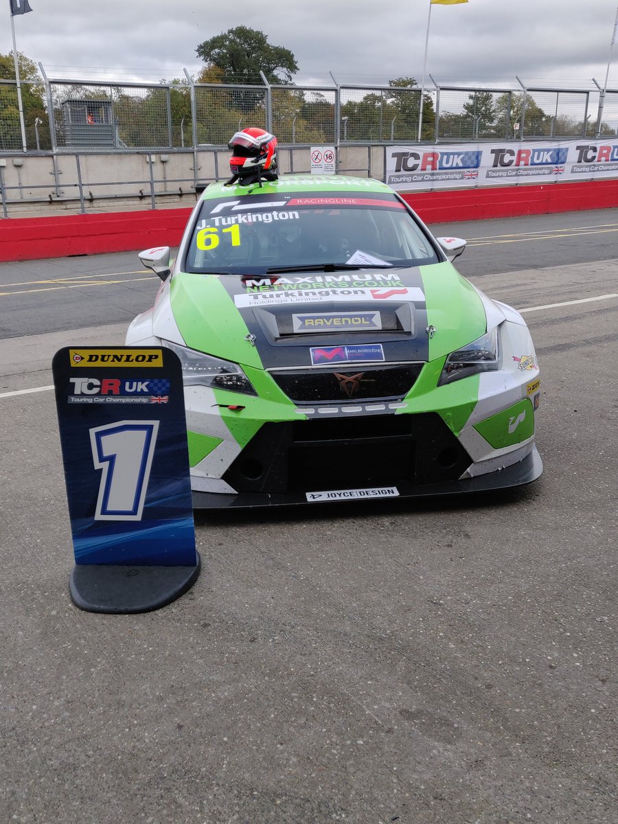 Phil_Kinch's tweet photo. Still buzzing from my trip to @DoningtonParkUK yesterday to watch the @TCRUK_series &amp; @TouringCarTroph finale!

Fantastic racing &amp; loved seeing the @TCR_Series cars in action again.

Looking forward to seeing them in 2020!!

#TCRUK #TCT #TCRSeries #NGTC #TouringCars https://t.co/otCFqFkRFX