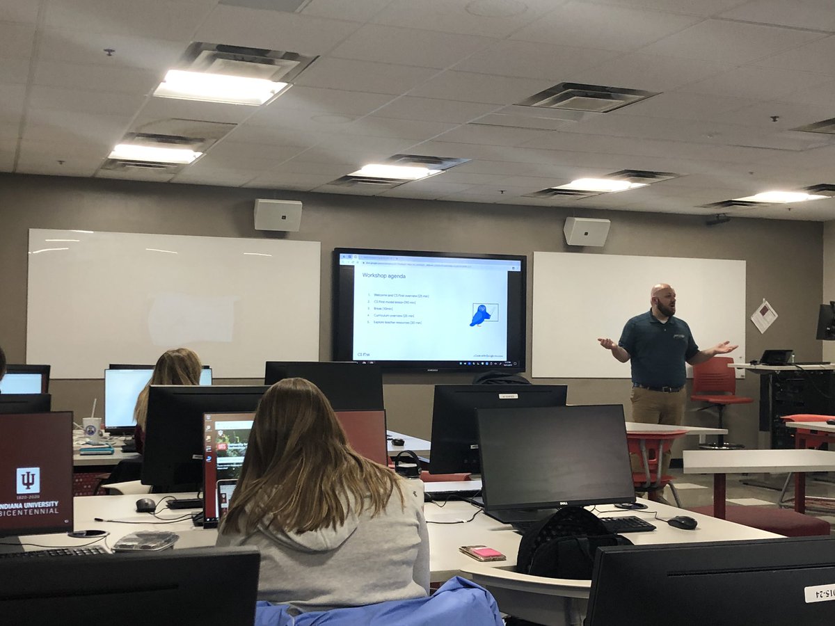 anneleftwich's tweet photo. Excited to learn about #GoogleFirst CS curriculum from @SEANJFAHEY #educw200 #educel @IUSchoolofEd https://t.co/ZCF7ix62Z6