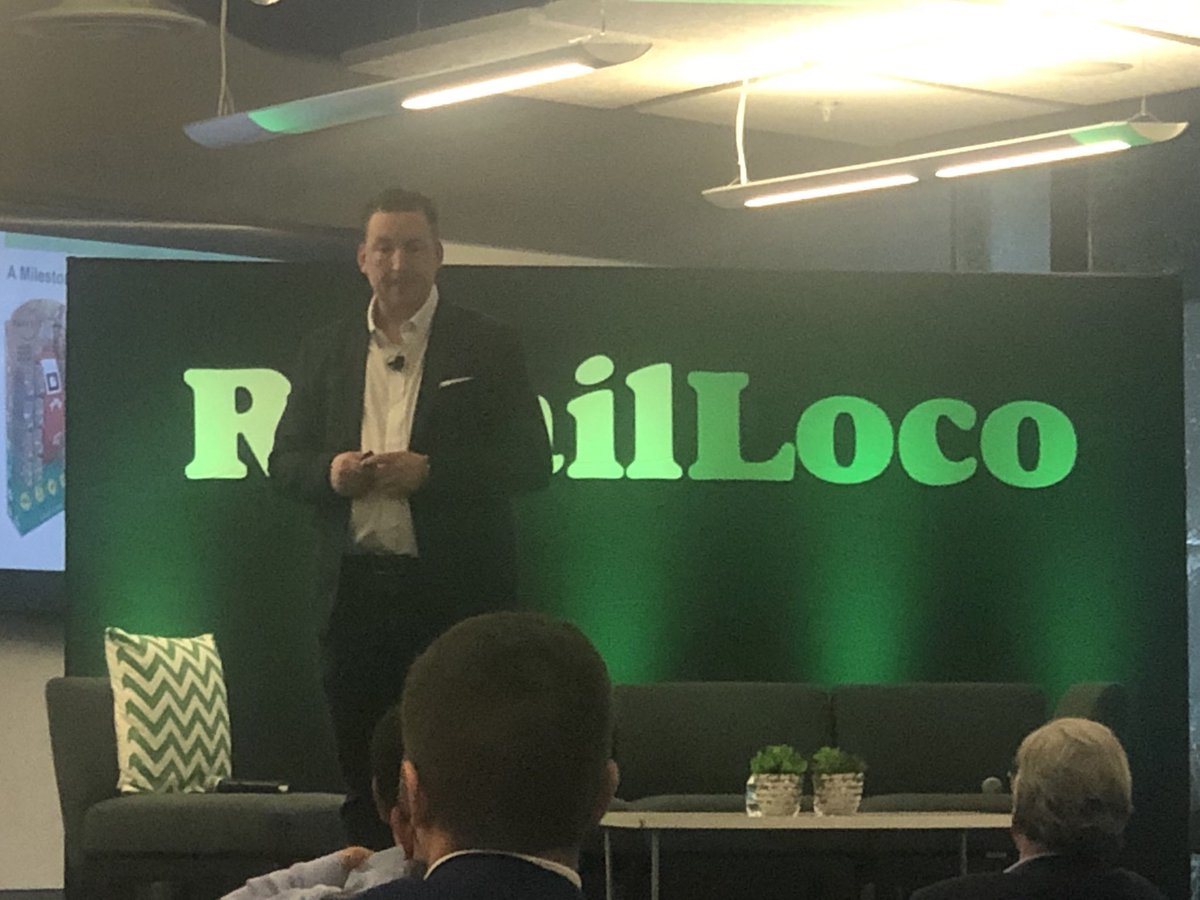 johnsonbluefire's tweet photo. Listening to @GeorgiaPacific @LBMA #retailloco https://t.co/c0NonhySp8