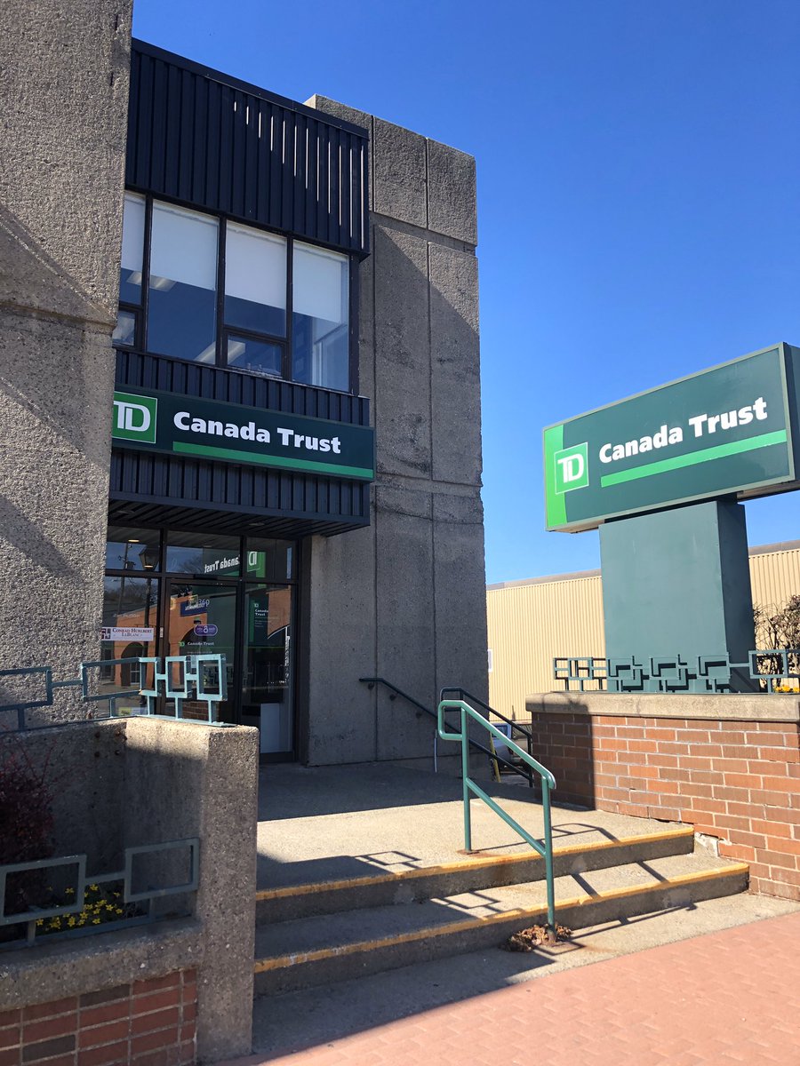 pjdunny's tweet photo. Day 1 at my new home in the books, looking forward to exploring the rest of the town! #Yarmouth https://t.co/Qz15GkRKPl
