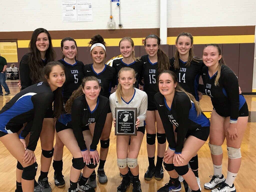 LZBearsVB's tweet photo. Come watch the Lzvb sophomores continue the streak tonight!!! Great job this weekend girls! #lzvbpride #awesomefinish https://t.co/gYpVmOmr7T