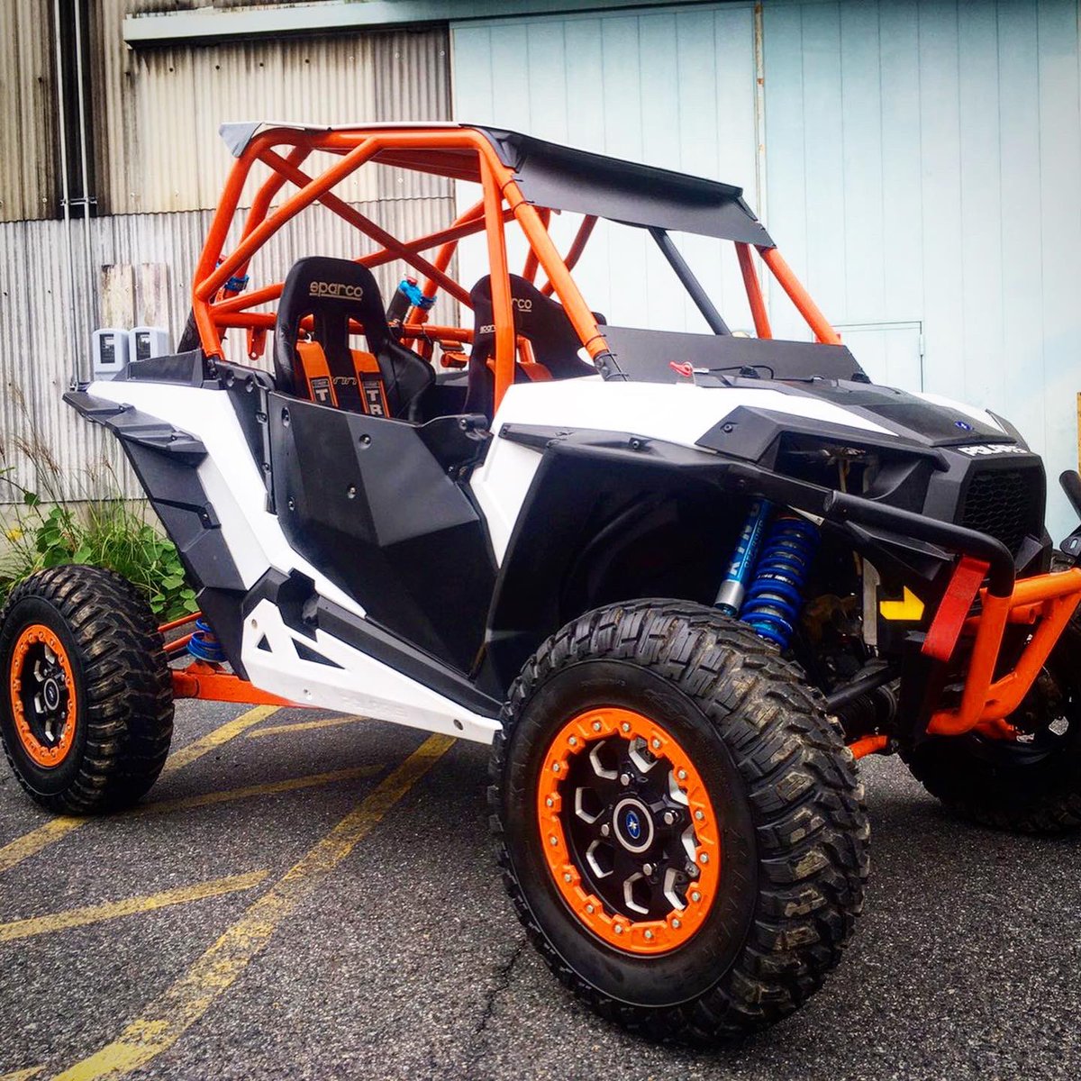 Ishida Polaris Rzr Japan For Sale 中古車情報です Rzr Xp1000 Demo Car Whitelightningxorangemadness オフロードレース用ベース車として如何ですか 整備済み価格はお渡しする仕様により190万円 税別 です ポラリス 正規インポーターの所有車両