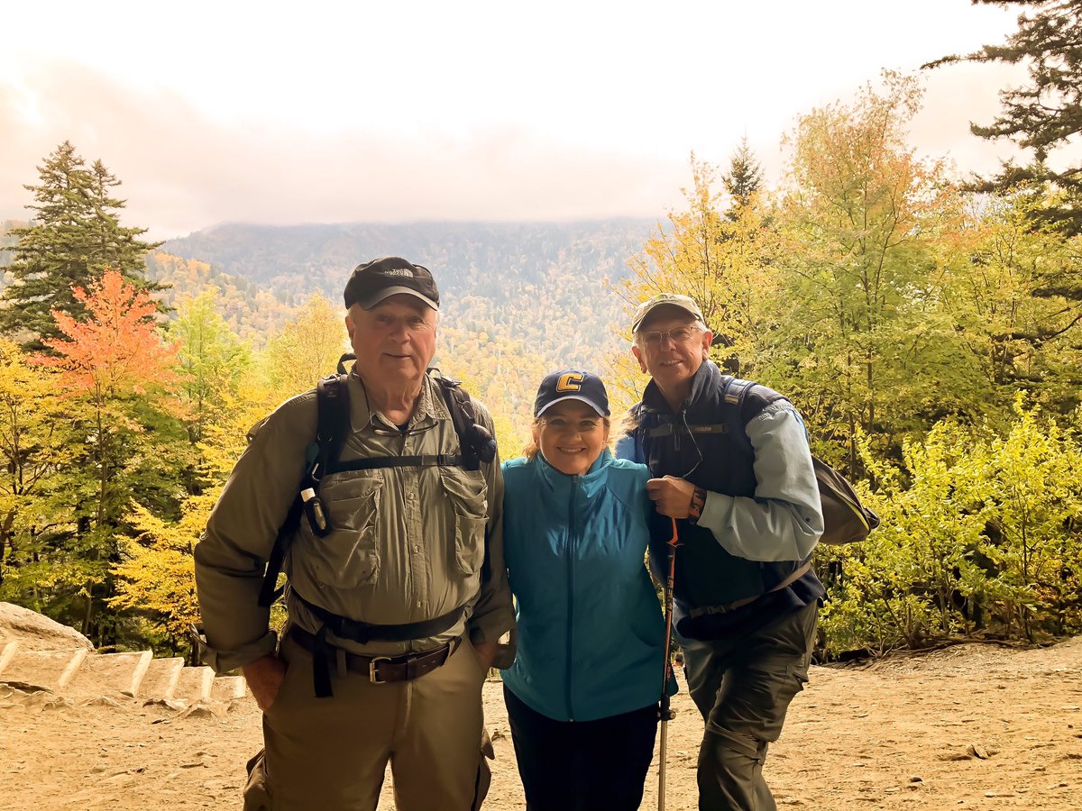 ginastafford1's tweet photo. Best #Monday EVER!
#AlumCaveTrail
#hiking
#GreatSmokyMountains https://t.co/FFncBqwSdg