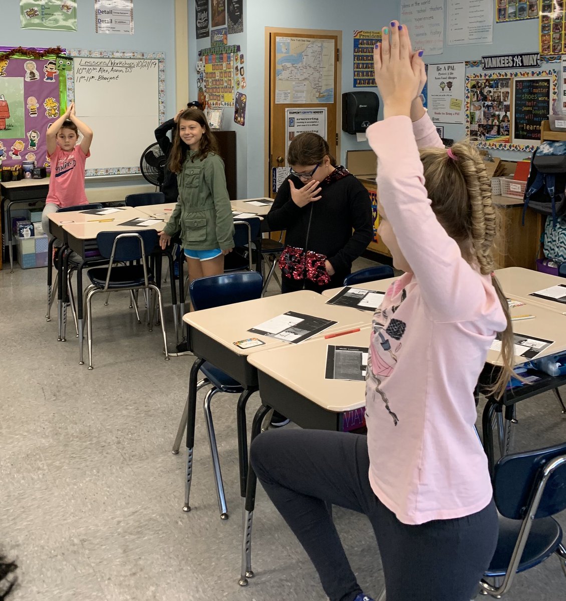 K8_Kirichenko's tweet photo. How do we stay focused, flexible, and ready to concentrate??? YOGA BREAK!!! #classroomyoga #fiveminutebreak #backinbusiness https://t.co/oC8agzEIOT