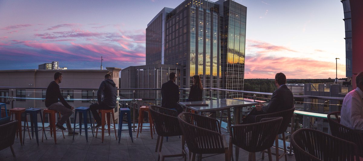Level7RoofBar's tweet photo. The sun has set on another Monday. Come unwind with a view!
.
.
.
#RooftopBar #NorthHills #Raleigh #VisitNorthHills #VisitRaleigh #919Bar #ncdrinkfinds #explorethetriangle #trifoodies https://t.co/IbfKEknOZ9