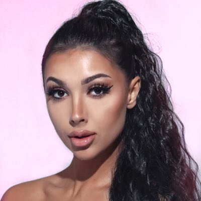 ElleWilson93's tweet photo. #NewProfilePic https://t.co/SccMrZbIOO