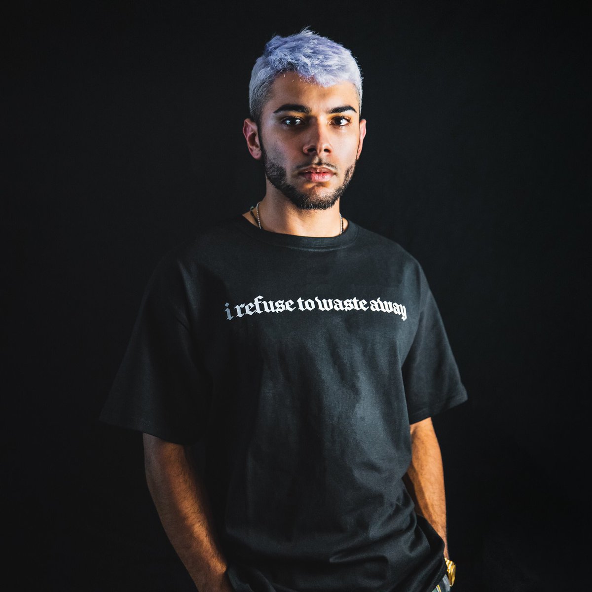 YUNG VRO tweet media