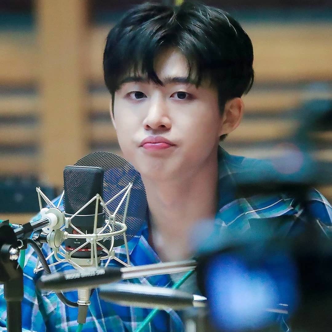 Devyhermanto1's tweet photo. #HappyBirthdayHanbin
Happy Birthday uri leader 
I always support you kim hanbin🖤🖤🖤 https://t.co/WcmOhVplZr
