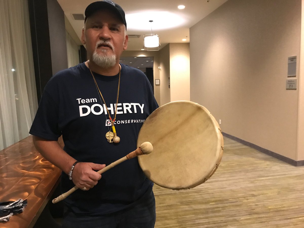 Ivan Paquette is backing Conservative MP Todd Doherty. He says Doherty is “like a chief - here for his people.” #elxn43 #cdnpoli #CanadaVotes