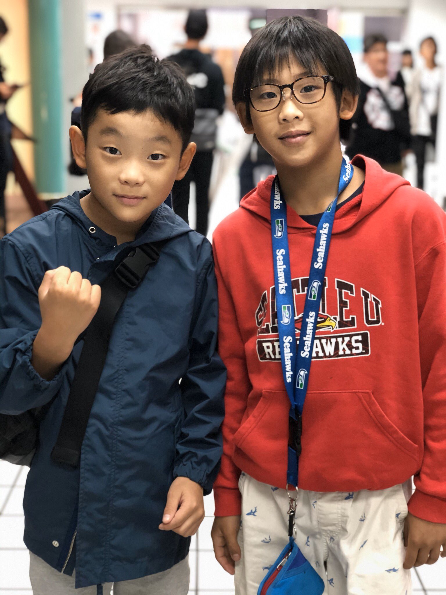 今井絢  / X