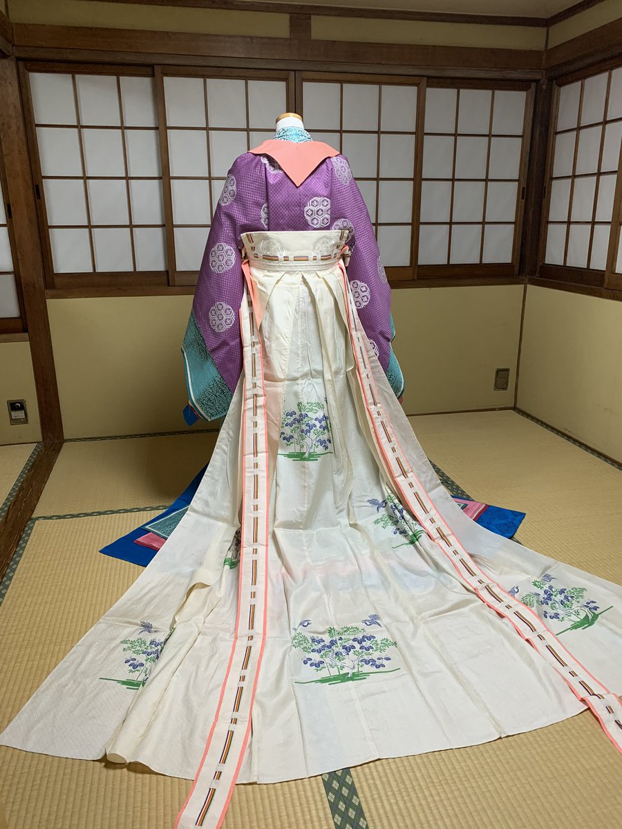 【着せ替え】平安十二単風　紫の花模様（表着）【ＳＤ１３・ＳＤ】 平安十二単風 紫の花模様（表着）【SD13・SD】 スーパー