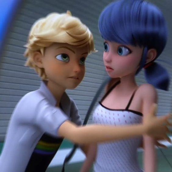 chatonlady's tweet photo. aquí comentan las love square stans #ShippMonday #SemanaMiraculous https://t.co/JkBRZm7OYU