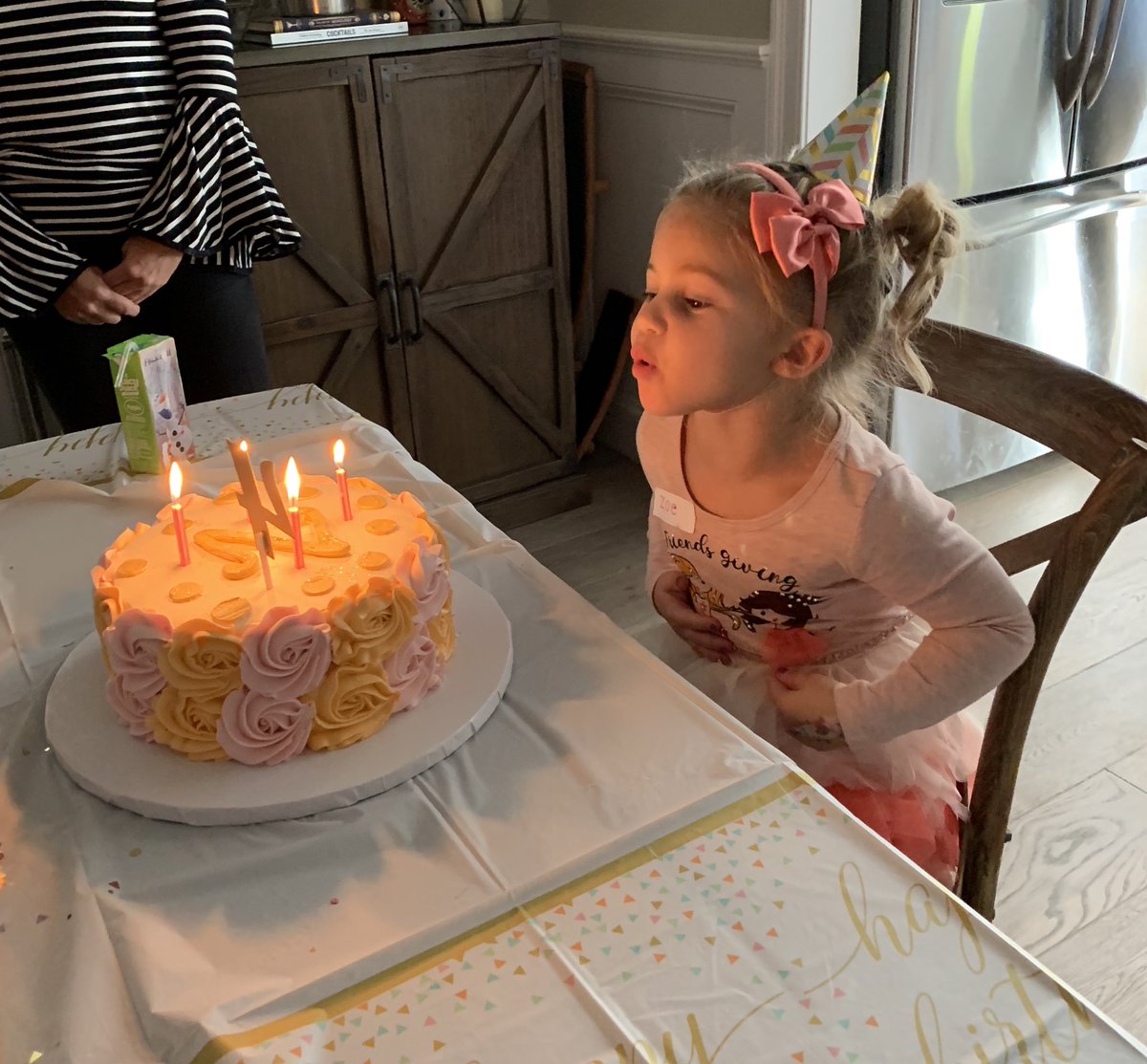 MissNancy01923's tweet photo. Happy Birthday Zoe!🥳
We hope all your wishes come true!😘🎂#missnancy #wishbig #fourisfun #makingmemories #wecometoyou #webringfun https://t.co/NIfDIL5mKd