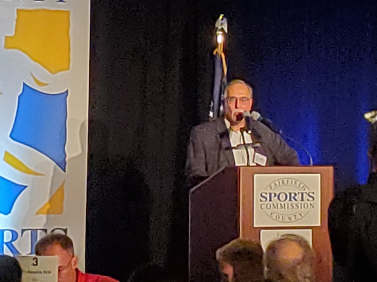 FCSportsComm's tweet photo. The @FCSportsComm Executive Director Tom Chiappetta greets a packed house at the @StamfordMarriot as the 15th annual Sports Night begins. https://t.co/bJadBauzKa