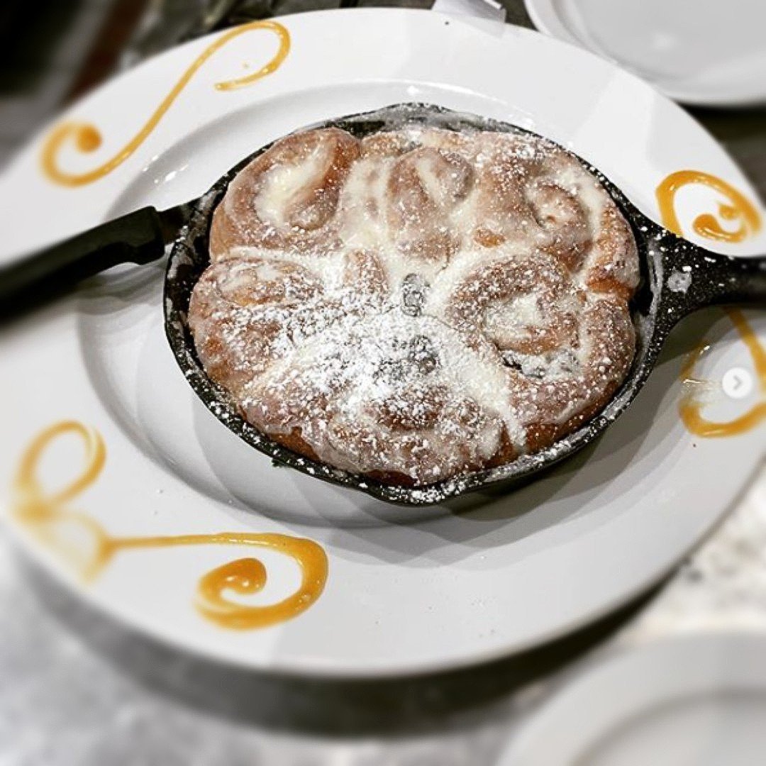 BlackCowCafe's tweet photo. This post was brought to you by our famously delicious fresh baked cinnamon rolls. Baked to order with love directly from our kitchen to your table. We hope you enjoy them. 

#cinnamonrolls #desert #breakfast #foodie #food #glendale #montrose #blackcowcafe #delicious #yummy #nom https://t.co/l9SMckxqov