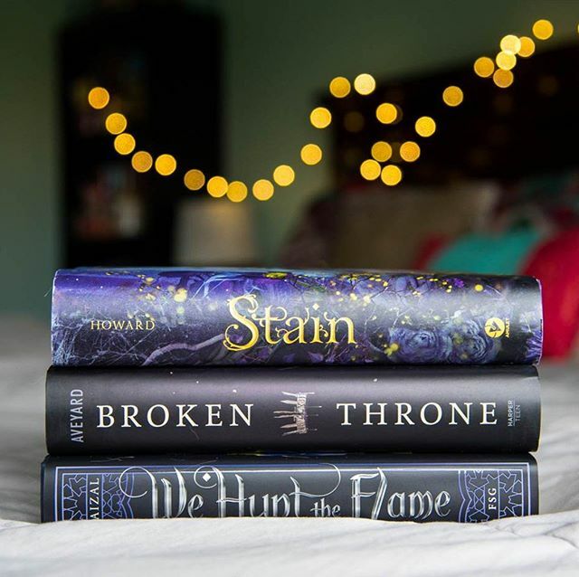 RaeNovels's tweet photo. Happy Monday, friends! What do you hope to accomplish this week? ❤📚⁣
.⁣
.⁣
.⁣
#bookblog #totalbooknerd #becauseofreading #bookphotography #booklion #bookstagramfeature #vscoreads #vscobooks #epicreads #booknookstagram #bookaholic #bookgasm #bookn… https://t.co/Fo3wY495aJ https://t.co/pxd9hpNc7a
