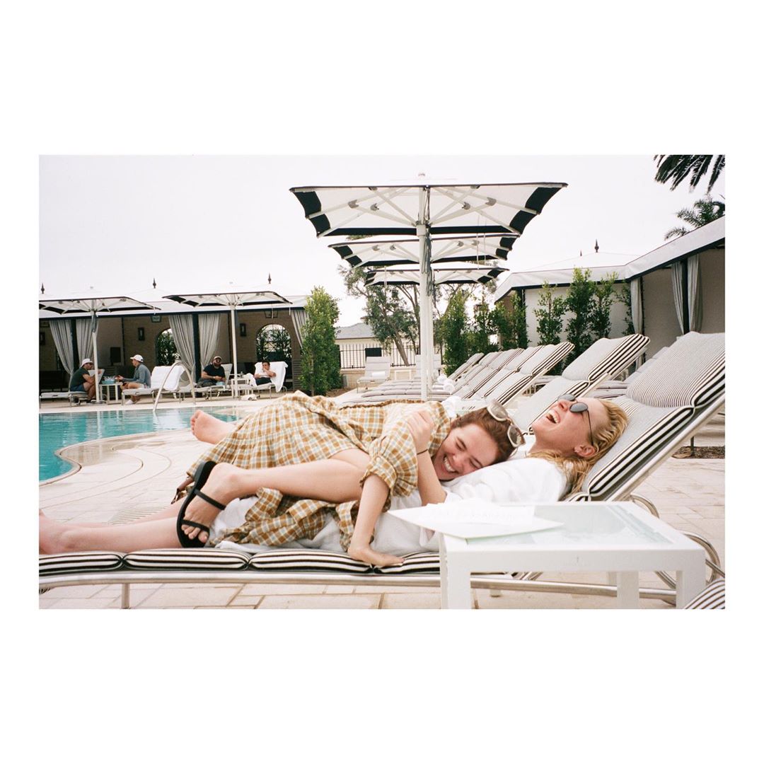 httpsmutant's tweet image. ─── ❛she's a bit of a bitch, but she's MY bitch.