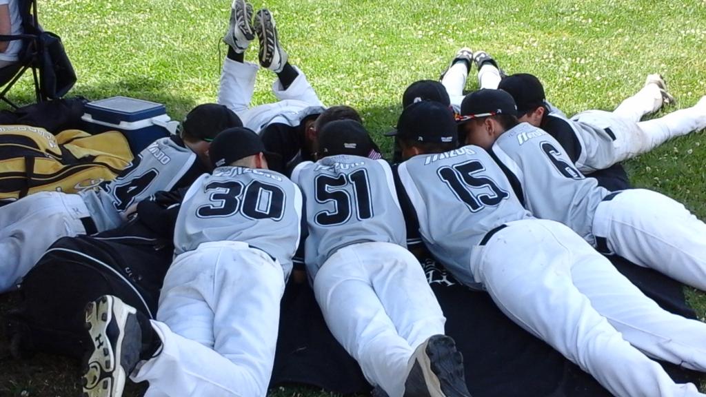 Throwback Monday - and will forever be my most favorite travel baseball pic ever. No names, no faces...just team. Oh, and the best jerseys in baseball of all time!