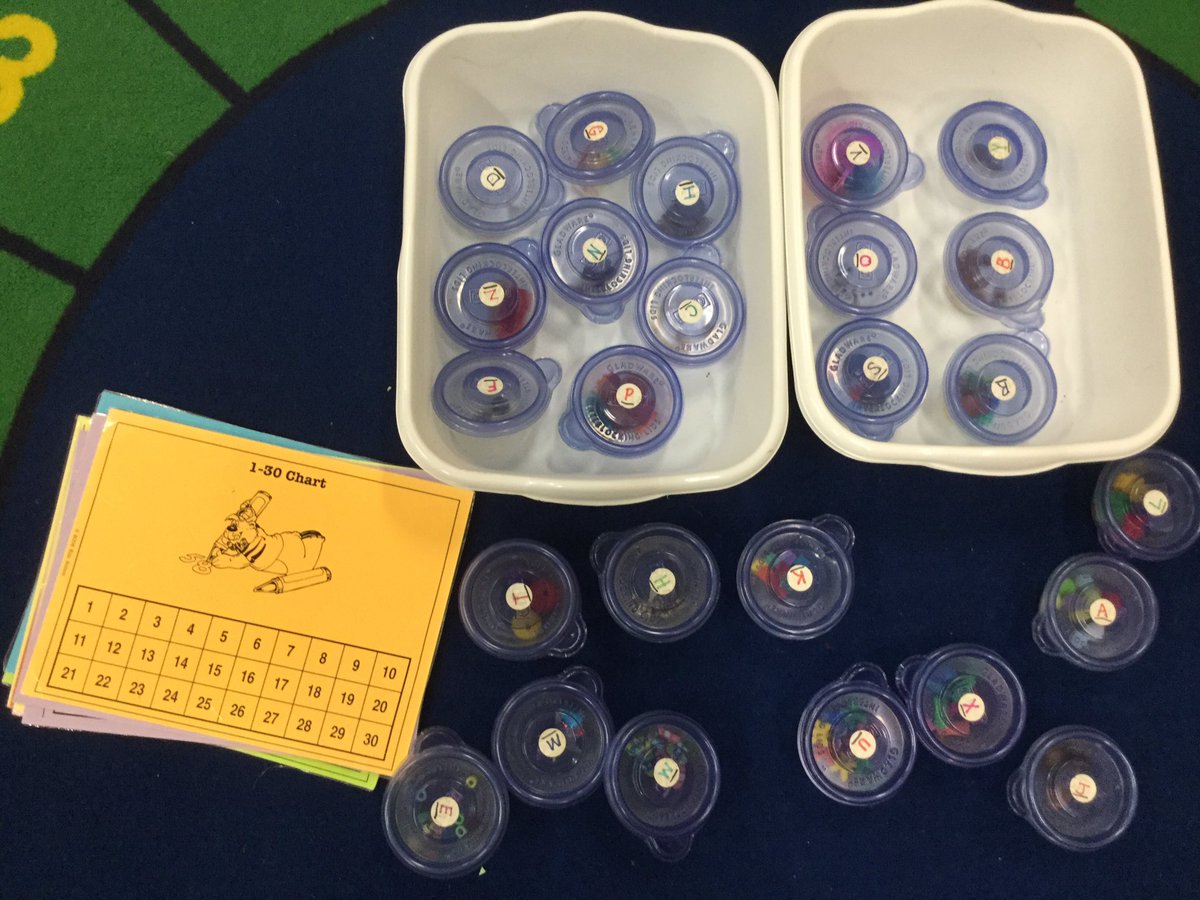 NicoleCornEDU's tweet photo. Counting jars offer your students the perfect opportunity to practice counting! #mathwithafriend #iteachk #kindergartenrocks #AllStudentsOneTeam https://t.co/nT2FDL1HJo
