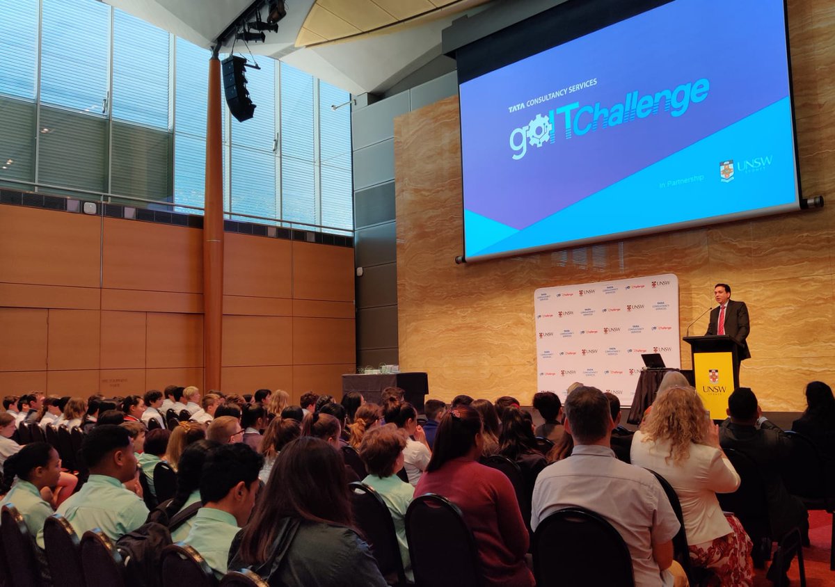TCS_ANZ's tweet photo. Vikram Singh, country head, @TCS Australia and New Zealand, inspires our finalists @UNSW and explains how passionate we are in developing the #skillsforfuture #STEM https://t.co/O0FhrSzTAU