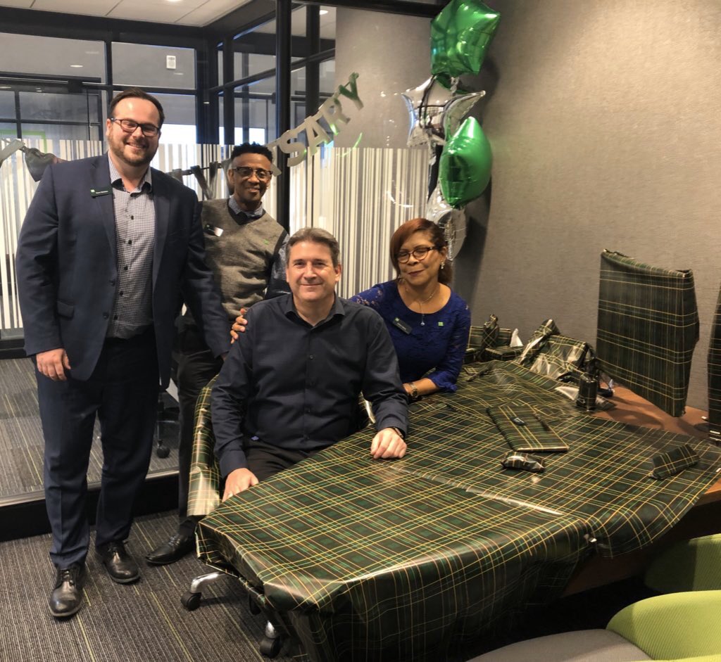 LeDonneM_E's tweet photo. Congrats @danny_arcand  on 30 years with TD. Cheers to many more🥳🥳 #LeadershipGoals #BestBoss #TD4life #GHD @AIacobelli_TD @BalabanDaveM https://t.co/YpVZju3MgE