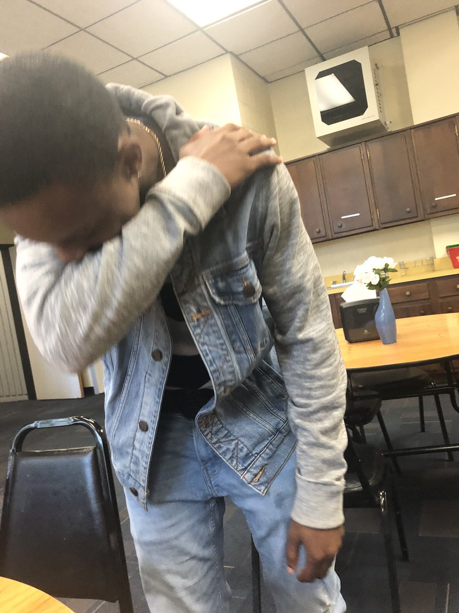 PurchaseSau's tweet photo. The aftermath 🤦‍♂️. https://t.co/HdJ1JRZJD2