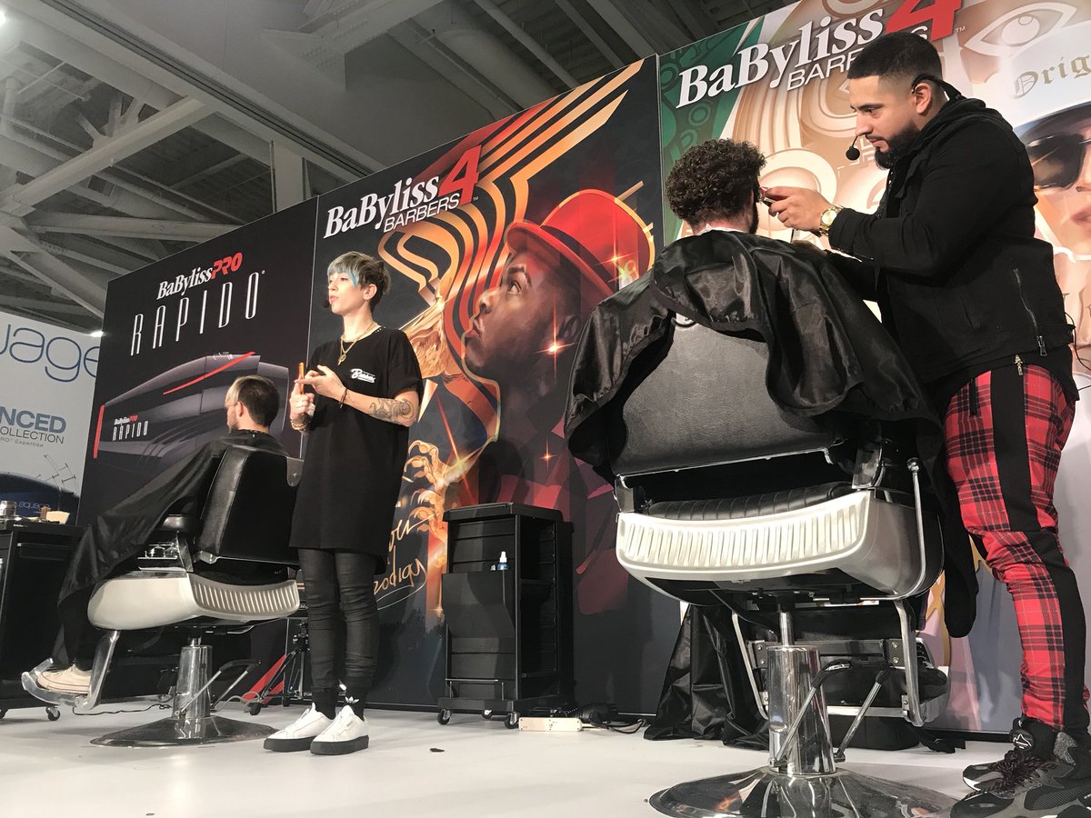 PaigeeMichael's tweet image. Had a GREAT weekend in Cleveland!! ✂️ #LicensedToCreate