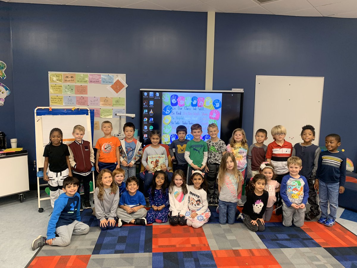 Brooke__Barker's tweet photo. We love collaborating with the 2nd graders. Guest readers are great inspiration #gretchko2020 #wb2020 https://t.co/dXnawXPZ4g