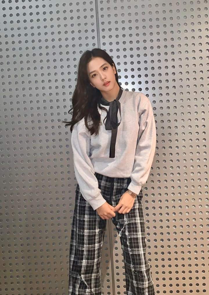 Little Sooya😍
#Blackpink
#JISOOstyle