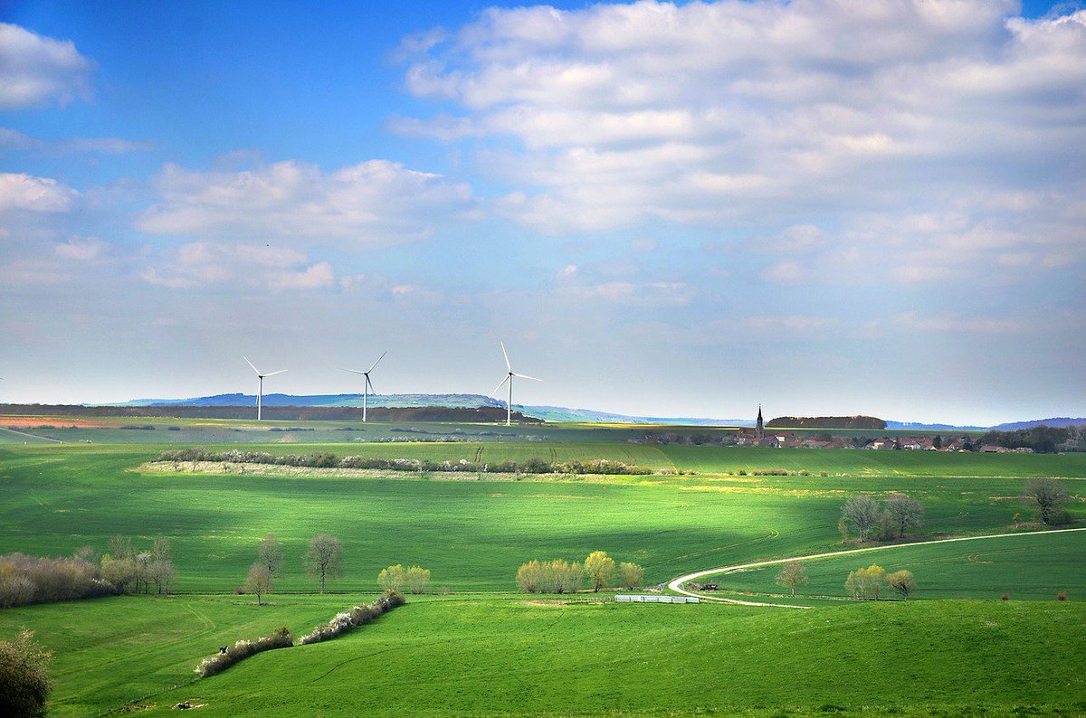 NZIoTAlliance's tweet photo. KotahiNet are focused on the future. They are a NZ company; visionaries in the Internet of Things (IoT) space, and world-leading game changers in IoT. Over the past growing season, KotahiNet have been involved in the IoT pilot at Kowhai farm, Canterbury https://t.co/pvcA8um67W https://t.co/tt37LKwe12