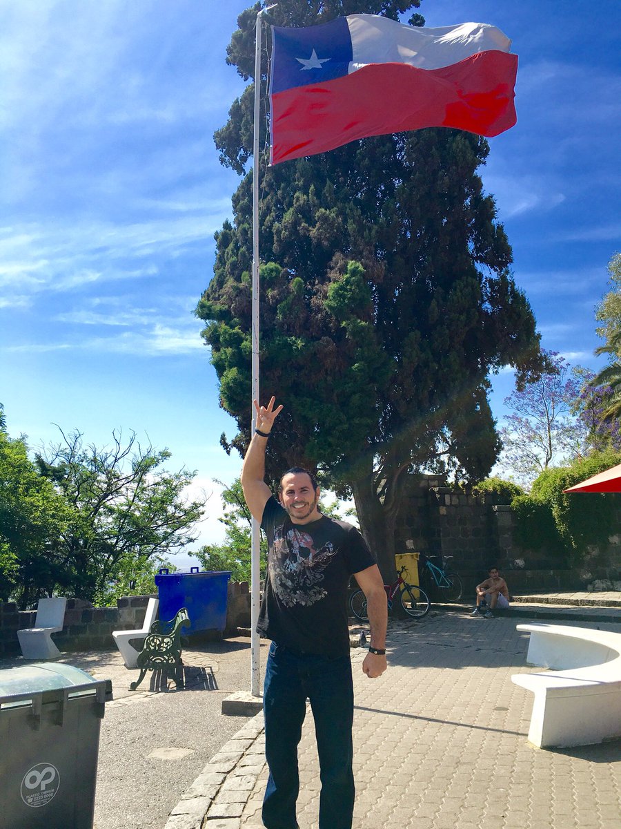 MATTHARDYBRAND's tweet photo. Wanna send some love to all the Chileans tonight. I know that #Chile is going through an extremely rough period currently.

I have many great memories in Santiago, been there several times. Santiago is filled with amazing people &amp; my thoughts are with you all. Stay strong. https://t.co/CFfPI1aLbZ