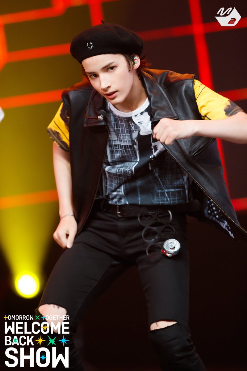 TXTOfficialIT's tweet photo. Welcome Back, HUENINGKAI!
#투모로우바이투게더 #TOMORROW_X_TOGETHER #TXT
@TXT_bighit
#WelcomeBackShow #웰컴백쇼 https://t.co/s877kboZVq