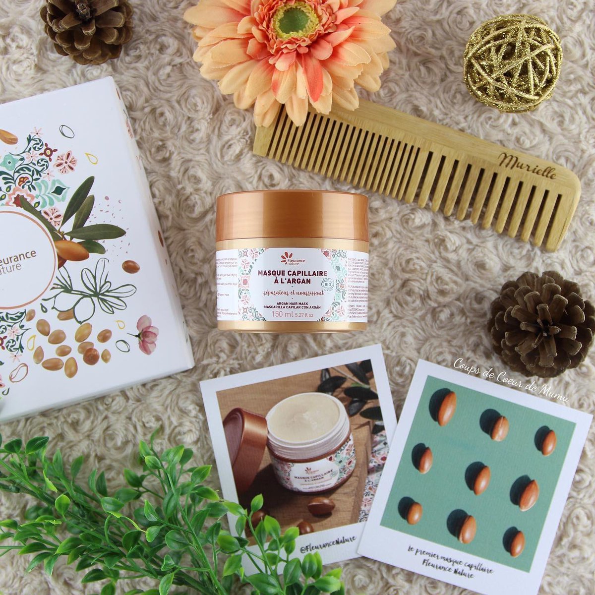 Coucou ! Je suis ravie d’avoir reçu le premier Masque Capillaire à l’Argan <a href="/FleuranceNature/">Fleurance Nature</a> de la part de <a href="/FranckDrapeau/">Bureau FranckDrapeau</a> et je les en remercie ! 😍 J’ai hâte de le tester, je pense qu’il fera beaucoup de bien à mes cheveux ! 💖 Bonne journée ! 😘