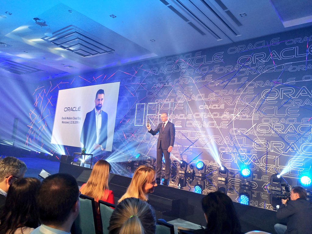 pstaniszewski's tweet photo. Oracle Modern Cloud Day by @OraclePL - #Autonomous database and #orclapex invade #Warsaw.
#OracleMCD #MOCA https://t.co/CoiCIGXfLj