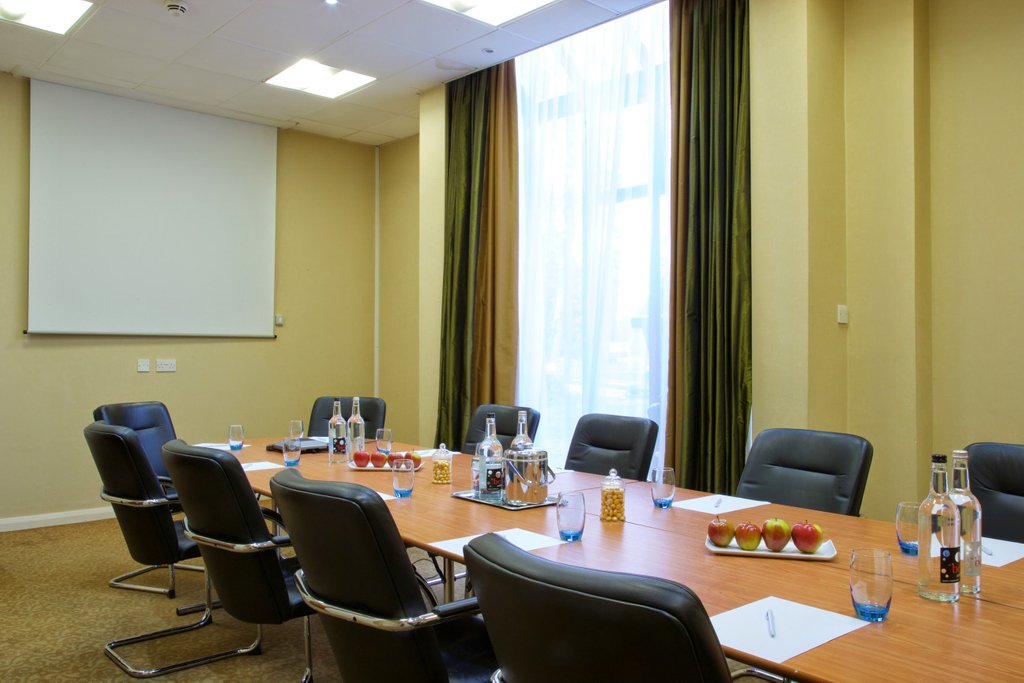 Everyone likes something for nothing, don't they?  Take a look at our range of added value free upgrades when you book your meeting with Hallmark Hotels, when you meeting takes place before September 30th 2019.
#Conference #Meetings #Offers #Hotel
bit.ly/2KiJMBD