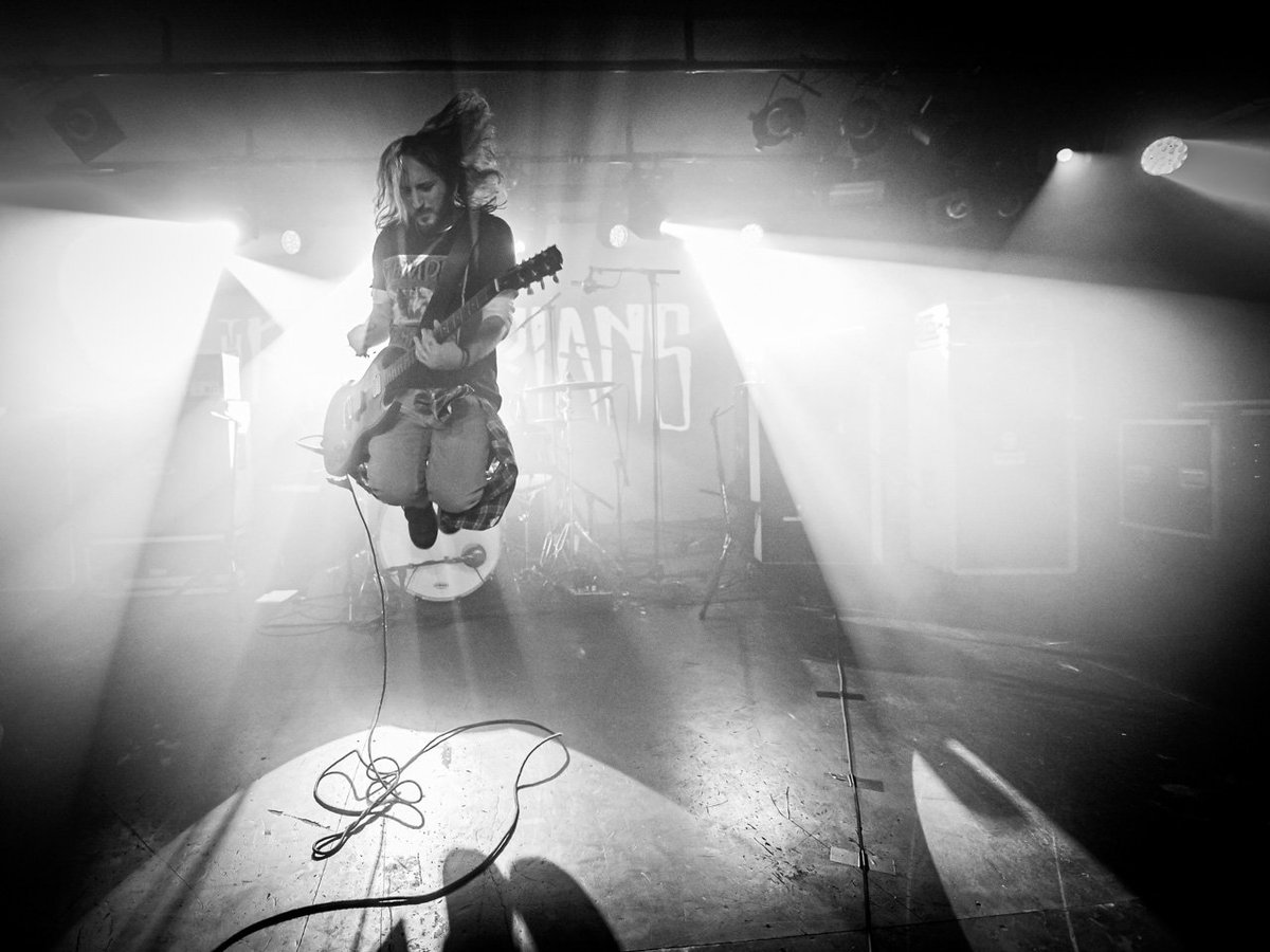 NMTHYPE's tweet photo. Slotstuk van het vettige @DesertfestBE dossier met in de Top 5 oa Sleep, Wolvennest, @toundra en...
https://t.co/hggFzk5aE1 📷 Roy Wolters @TRIX_online #desertfest #dfbe19 https://t.co/WrS3ybKipb