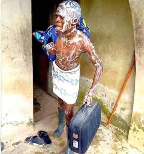 smallflowa's tweet image. When your friend calls you to come out NOW!!!! in December for a road trip to Swaziland 🇸🇿🤣🤣🤣 #Decemberloading