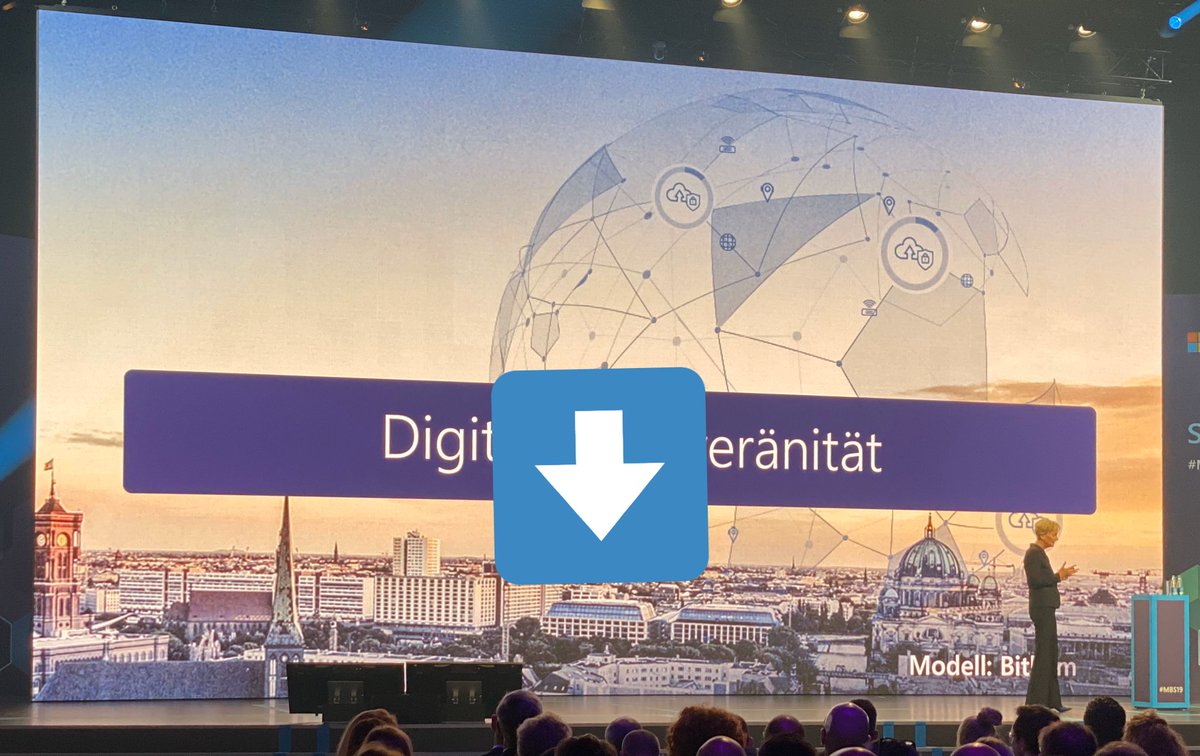 denisholtkamp's tweet photo. itacs ist auf der Bühne vom #MBS19.  Also zumindest das Büro in Berlin 😉 https://t.co/moJiuIQ542