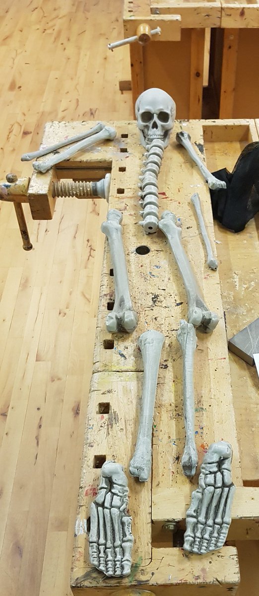 Hafið þið lent í þessu? Að gleyma einum nemanda djöf..... ég slökkti bara á eftir mér og fór heim. Svo þegar ég kem til baka þá tekur þetta á móti mér. #menntaspjall