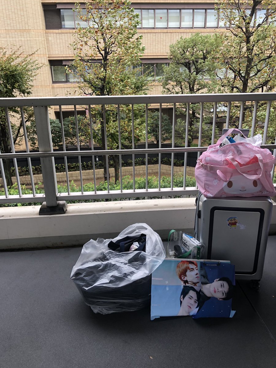 twomoons_jp's tweet photo. 💖

//

EXplOration in 横浜

こんにちは˚ ˳*(๑′ฅฅ‵๑)
今日の高架の上に位置しています!
予約がなくても購入が可能です。
天気がとても寒くて気をつけて来てください🙏🏻
お釣りがありませんので金額に合わせて準備してください🥰

💖オールデーのスローガン各2000円
💖ピンクのスローガン1800円 https://t.co/LrRpRJcy2g