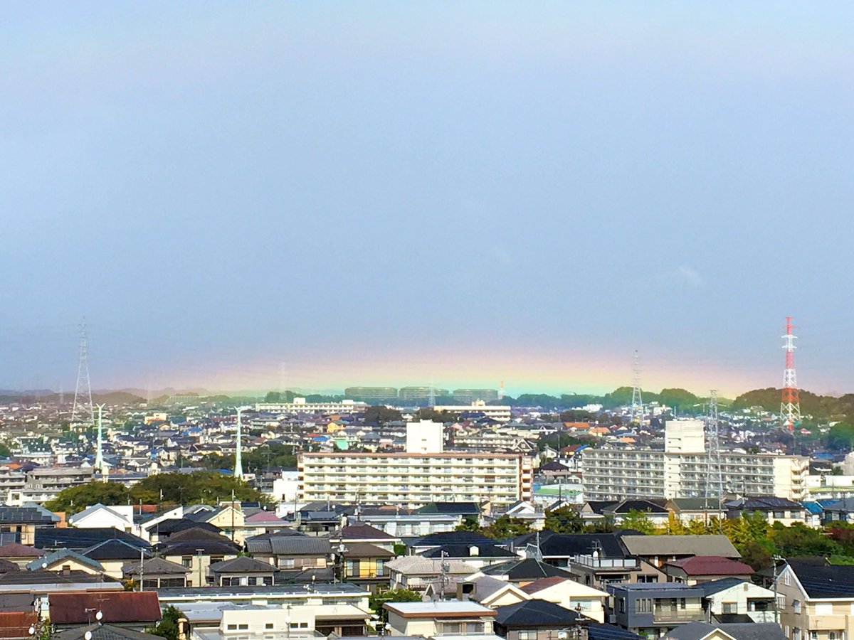 即位礼正殿の儀 海外の反応 虹