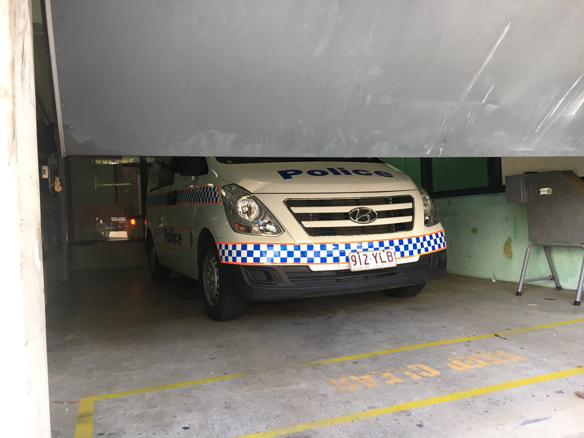 bryceheaton9's tweet photo. #BREAKING #FIRSTON9 Initial reports suggest police have taken a person into custody over yesterday’s Townsville crime spree. A person has been arrested in Aitkenvale near Stockland and brought to the Townsville watchhouse. @9NewsAUS @9NewsQueensland @9NewsNorthQld https://t.co/K8n7DIfxzq