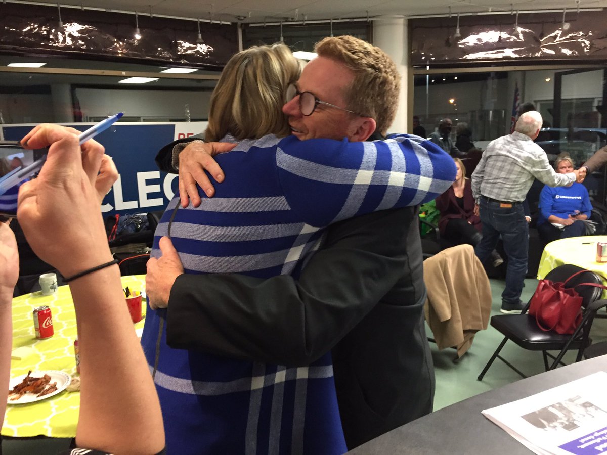 Liberal candidate Terry Lake has just conceded to Conservative incumbent Cathy McLeod. #CanadaVotes #elx43