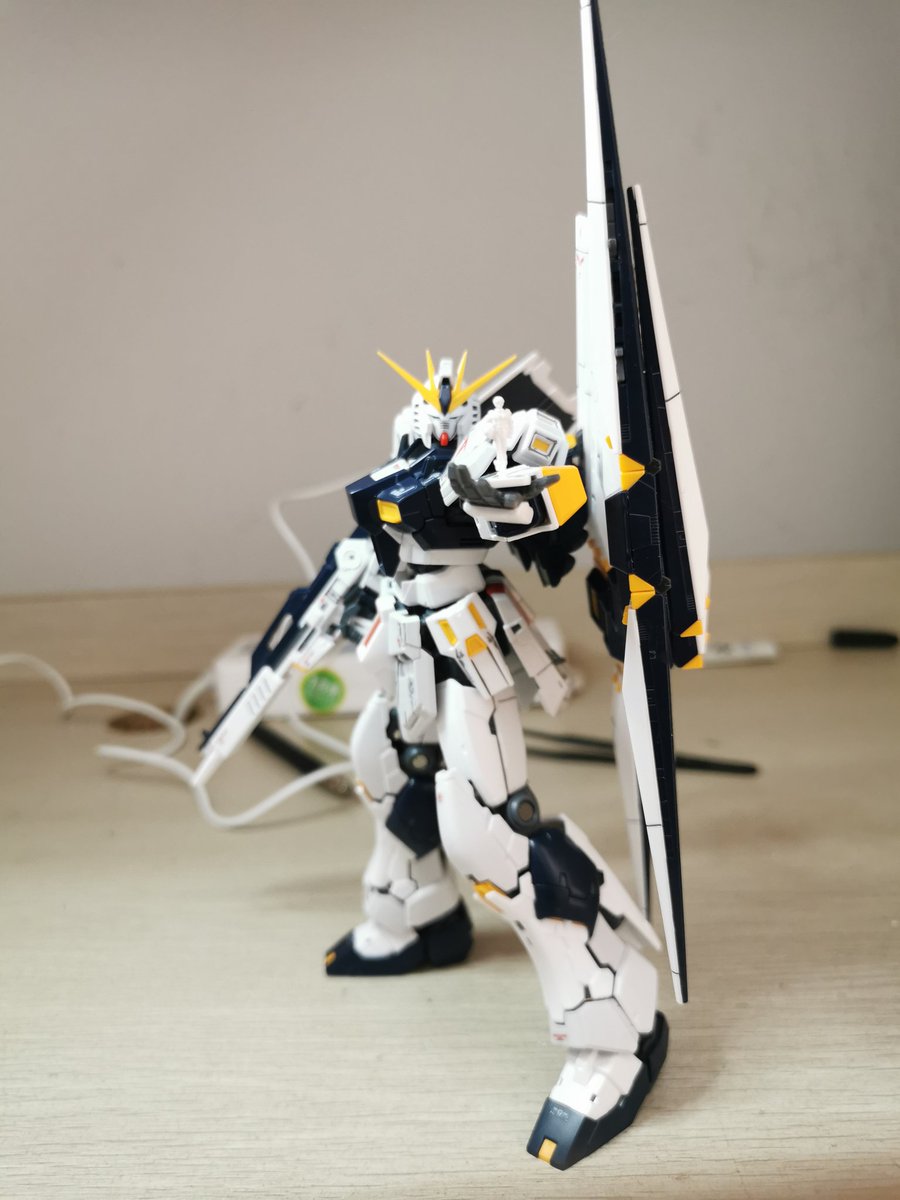 MokSeanX's tweet photo. 本周快乐-RG牛高达完成，om-zio到货，牛高达真的是太帅了 https://t.co/vXGKmrIGw2
