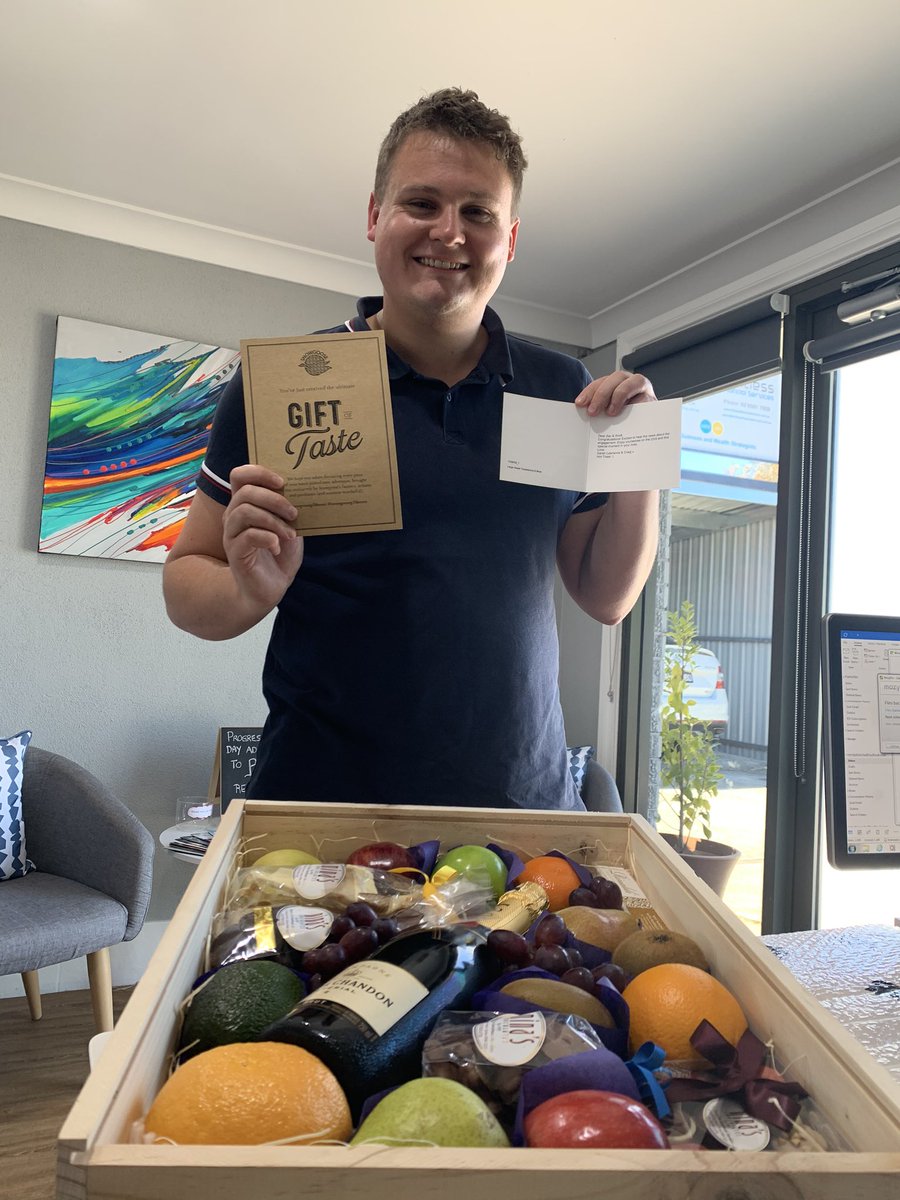 ZacHayes_HA's tweet photo. I have some pretty incredible people in my life. Massive shout out to the incredible Sarah @HottoastCFO for the engagement gift. #makingsomeonesday #engagement #snowgoose https://t.co/jQImp53h9e