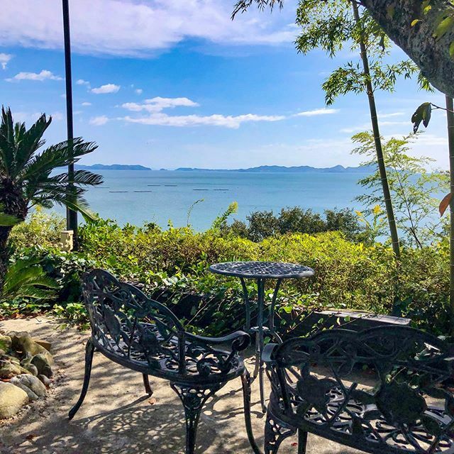 The Setonaikai (Seto Inland Sea) National Park is the largest National Park in Japan and stretches across 11 prefectures. In the west area of Hyogo you can get gorgeous views like this from Ako city. #setonaikai #setoinlandsea 
#lovehyogo #hyogojapan #vi… ift.tt/2BAun9i