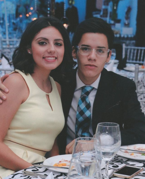 nsqkk's tweet photo. para avisar que hoy cumple 22 añotes mi novia @s4myy_ y yo he tenido la oportunidad de estar desde el número 17 aquí les dejo unas fotos del 2014, 2016, 2018 y 2019!!!! te amo!!! que sigas cumpliendo muchos años más! cada vez eres más increíble!!! https://t.co/GUamgAqVRB
