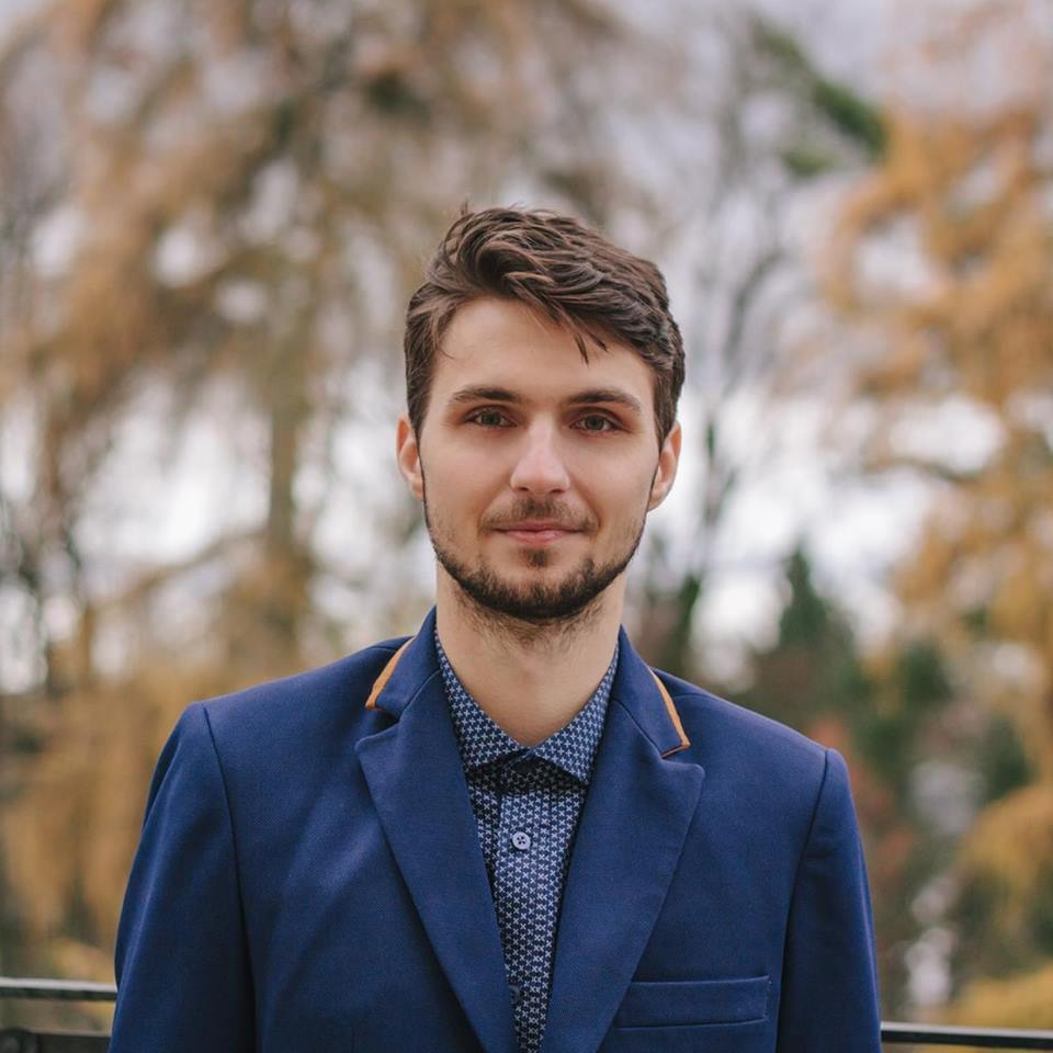 VTPUPOlomouc's tweet photo. A máme tu dalšího mentora, je jím Josef Beťák, absolvent @UPOlomouc . Věnuje #webdevelopment v @OLCSystems, zejména Python, PHP a #javascript. To všechno ovládá🕹a rád sdílí svoje vědomosti. Ještě se může každý podnikavec přihlásit na #hackitup #vtpup https://t.co/mdVJf55PVG https://t.co/xpm8Xh6TXf