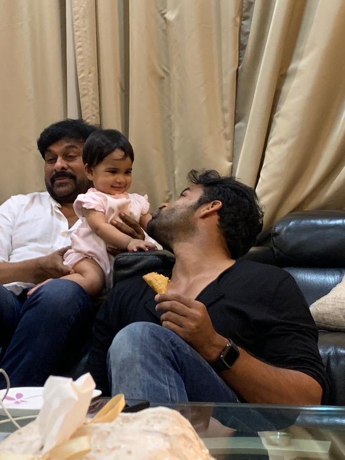 mega hero posted special pic with sreeja daughter